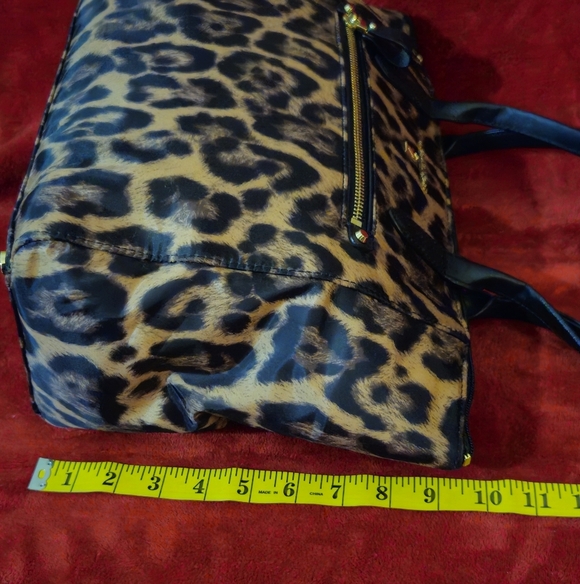 Michael Kors Kelsey Large Leopard Print Nylon Tote Bag - Brown and Black - Picture 7 of 13